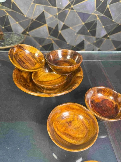 Wooden Crafted Bowl Set of 7 Pcs